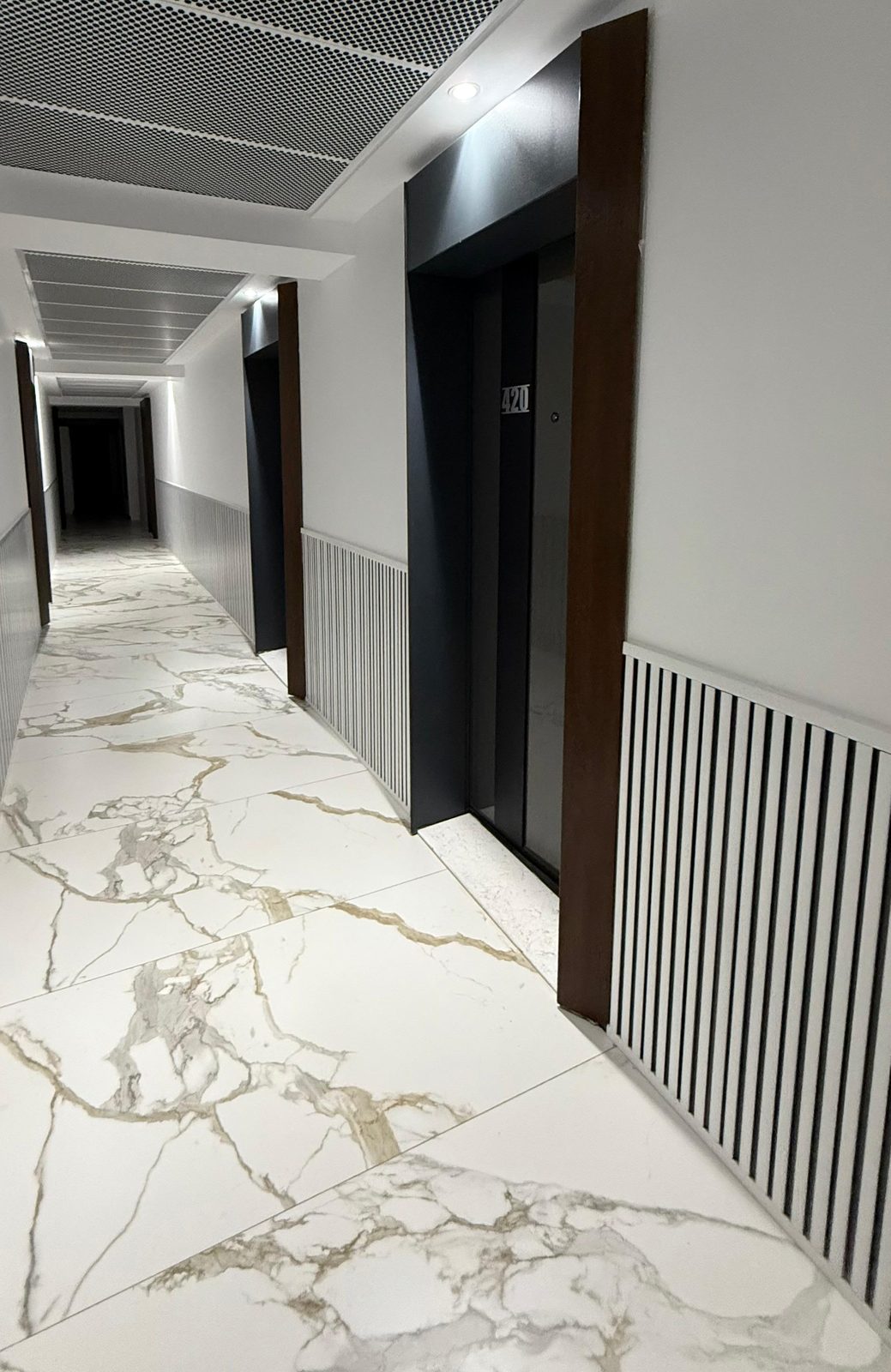 Mirami Studio White Titanic — cazare în Năvodari, RO