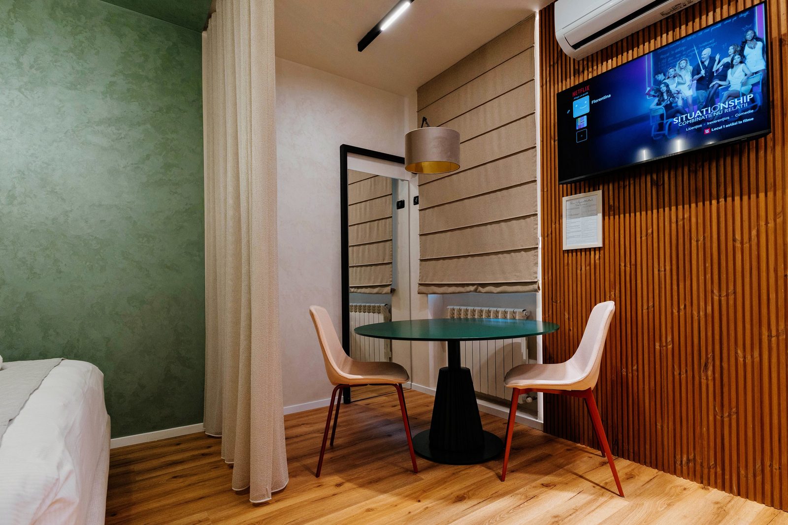 Bon Aparthotel Brasov Centru Vechi — vedere panoramica în Brașov, RO