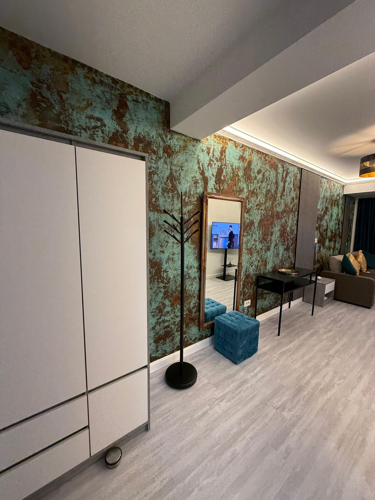 Mirami Studio White Titanic — cazare în Năvodari, RO
