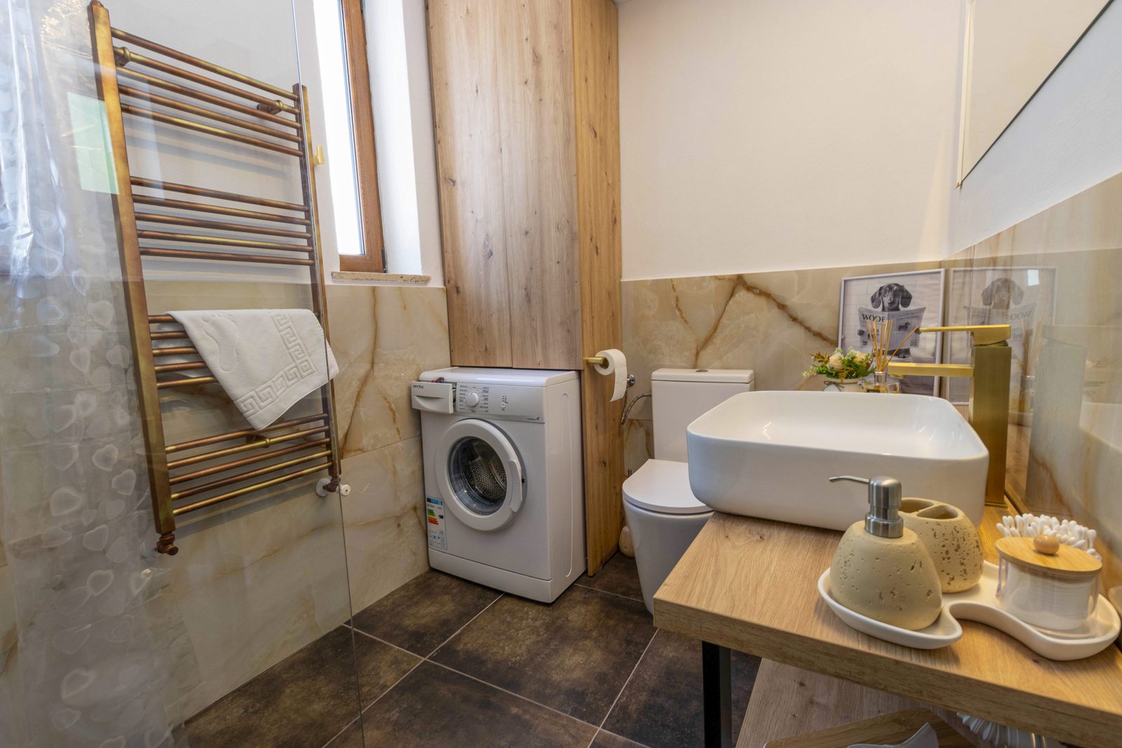Julia Apartment Crisan - NEW, central, railway — cazare în Cluj-Napoca, RO