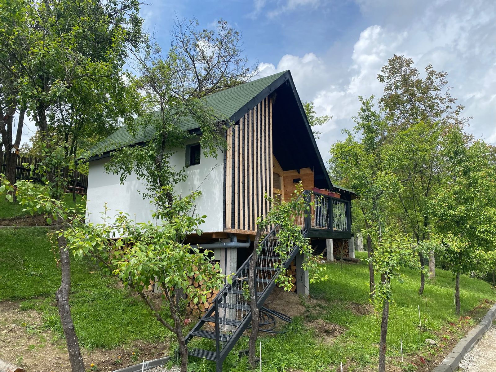Ograda Lui Calin — cabană A-frame în Tisa, RO