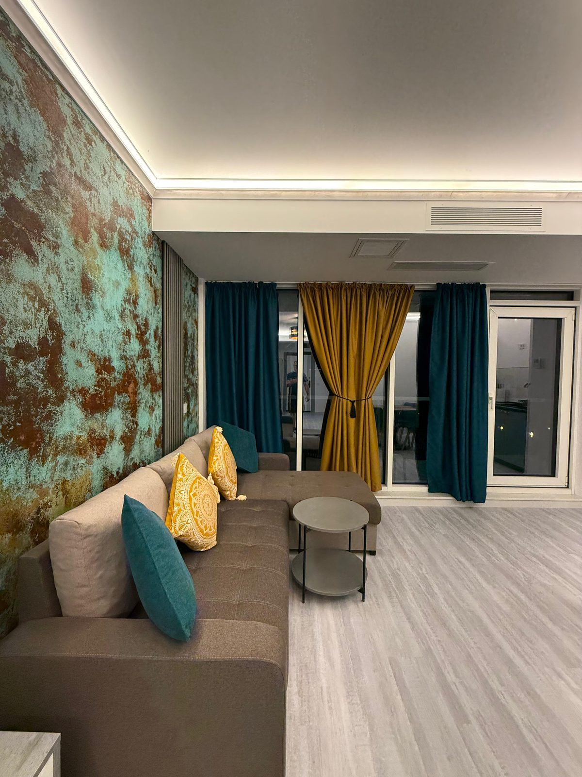 Mirami Studio White Titanic — cazare în Năvodari, RO