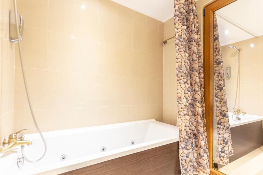 Benal Beach Studio - Self Check-In - Steps from Benalmádena Costa Beach